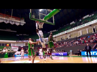 Braimoh Dunks on UNICS
